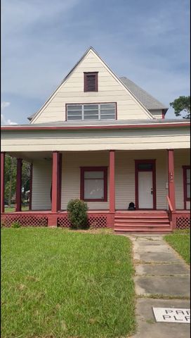 230 El Paso Ave, Port Arthur, TX 77640