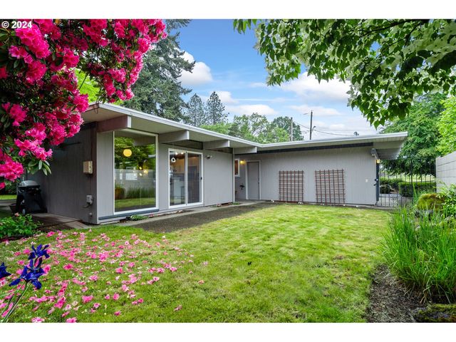Garden Home-Whitford, OR Single Family Homes For Sale - 11 Listings | Trulia