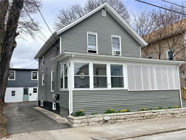63 Bagley St, Central Falls, RI 02863