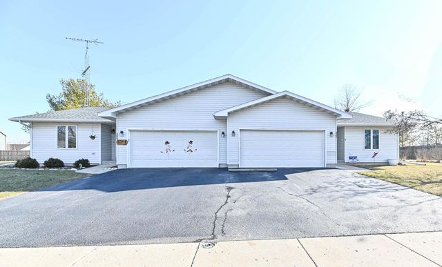 407 Patricia STREET UNIT 409, Elkhorn, WI 53121