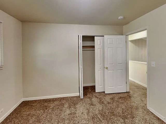 409 N  Addison Rd, Villa Park, IL 60181