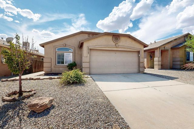 10727 Sky Watcher St NW, Albuquerque, NM 87114