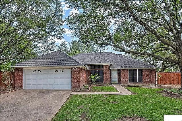 111 Steeplechase Ct, Temple, TX 76502