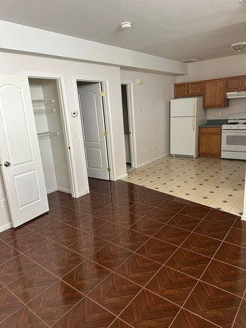 12 Rigimar Ct, Staten Island, NY 10309