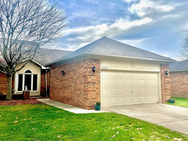 34566 Maple Lane Dr, Sterling Heights, MI 48312