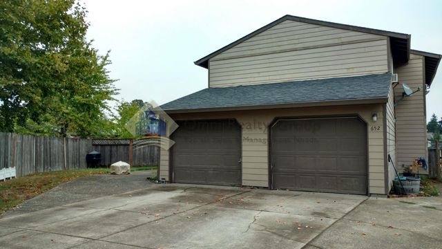 660 NW Fenton St, McMinnville, OR 97128