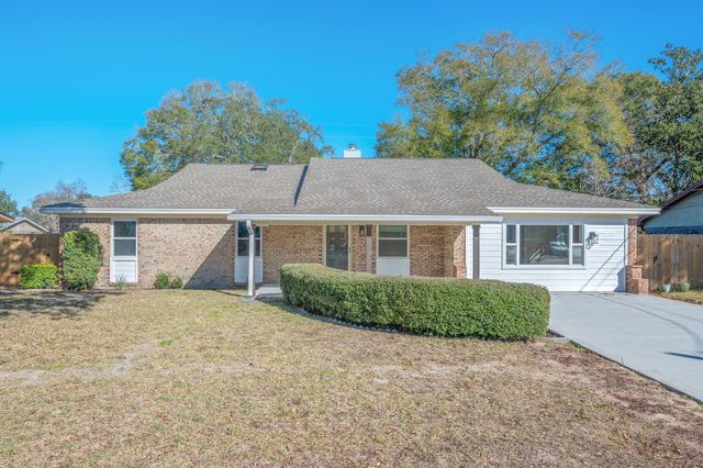 615 Revere Ave, Fort Walton Beach, FL 32547