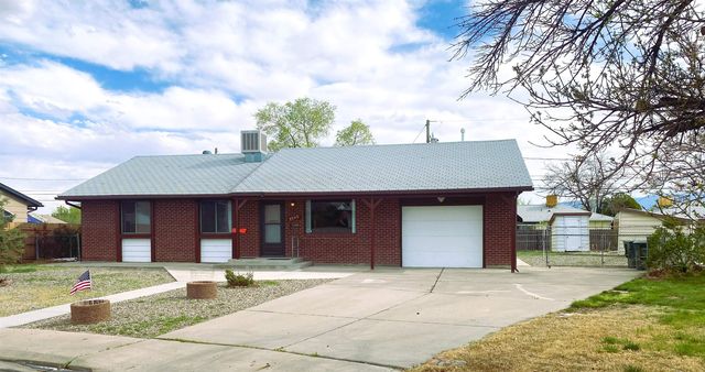 2355 Hill Ct, Grand Junction, CO 81501