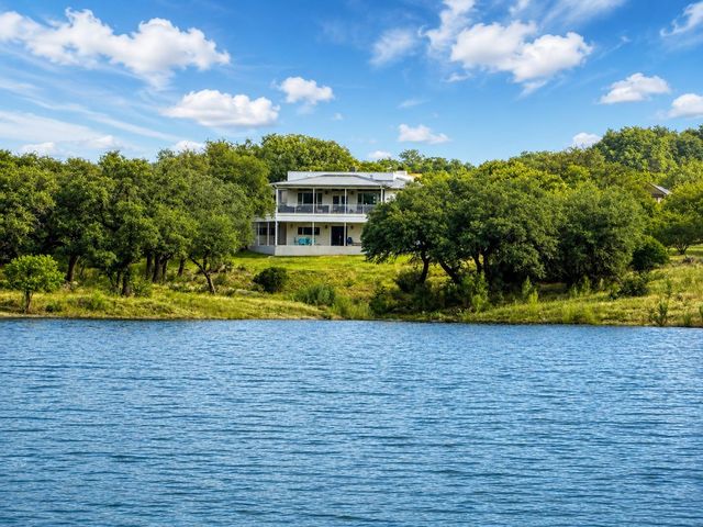 20505 Genessee Cv, Lago Vista, TX 78645