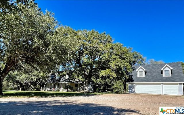 2593 Lower Mission Valley Rd, Victoria, TX 77905