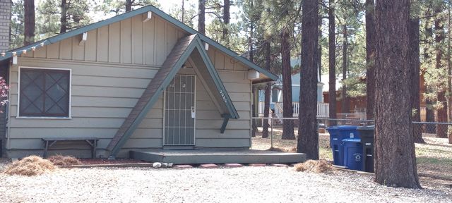 2060 2nd Ln, Big Bear City, CA 92314