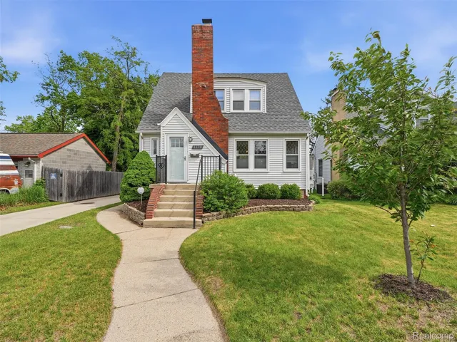 1178 Withington St, Ferndale, MI 48220