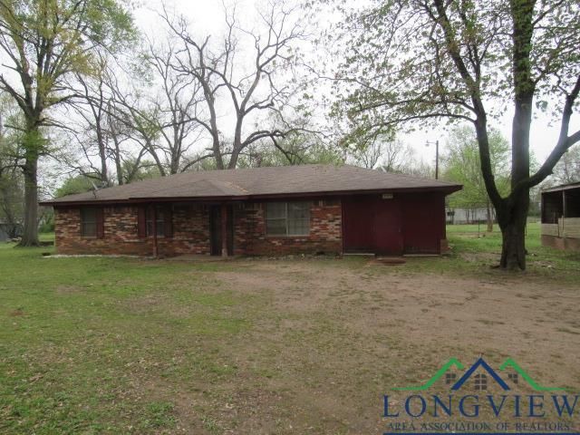 115 County Road 2518, Leesburg, TX 75451