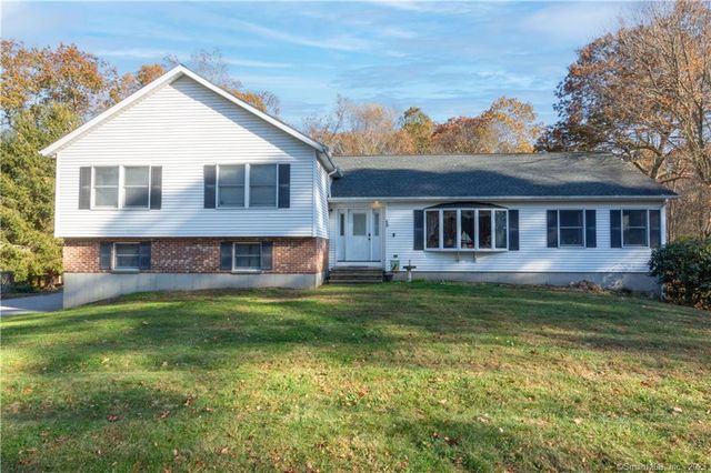 69 Old Colchester Road Ext, Oakdale, CT 06370