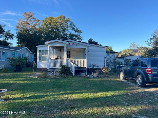 9220 Shady Forest Drive SW, Calabash, NC 28467