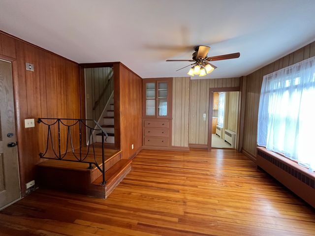 182 Bissell St, Manchester, CT 06040