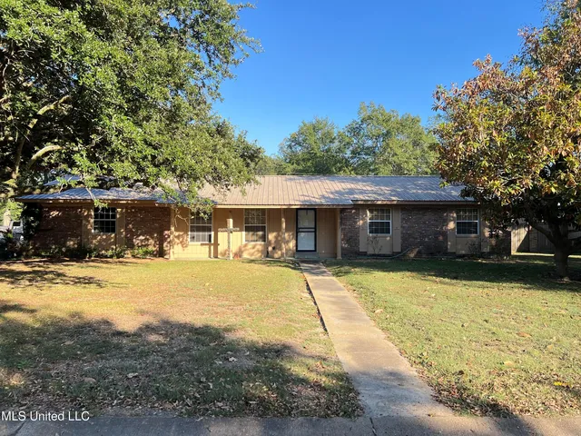 701 9th Ave, Cleveland, MS 38732