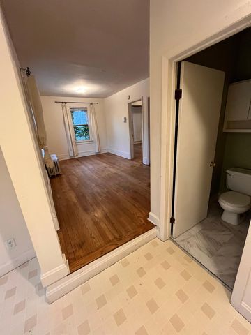 133 E  Gorham St #2, Madison, WI 53703