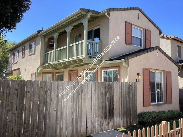 2243 S  Cottage Ln, Santa Maria, CA 93455