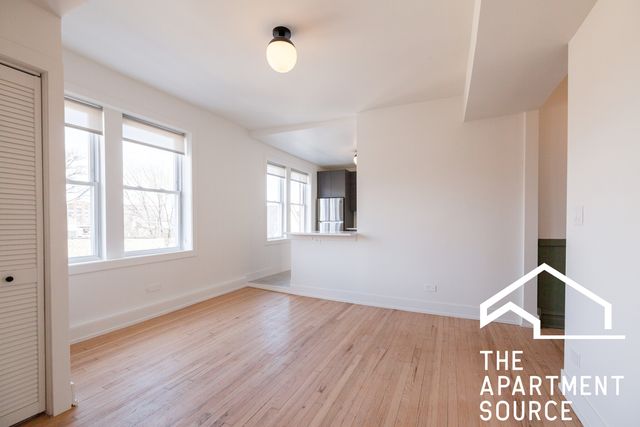 2313 N  Albany Ave #3, Chicago, IL 60647