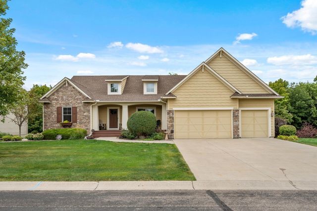 14323 Wilds Overlook NW, Prior Lake, MN 55372