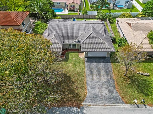 8514 NW 21st St, Coral Springs, FL 33071
