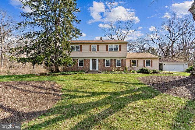 1051 Dunvegan Rd, West Chester, PA 19382