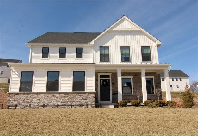 8230 Kirby St, Fogelsville, PA 18051