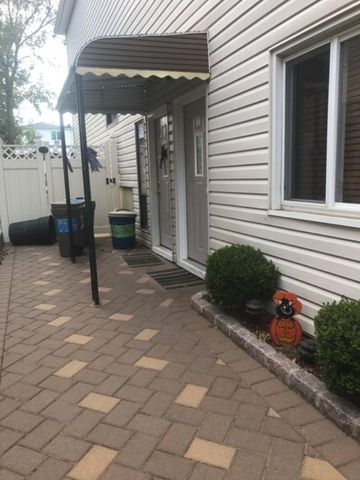 Address Not Disclosed, Staten Island, NY 10312