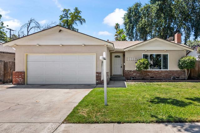 2040 Edgebrook Dr, Modesto, CA 95354