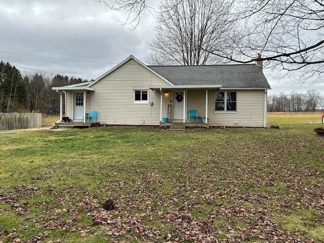 3083 Oneida Valley Rd, Hilliards, PA 16040