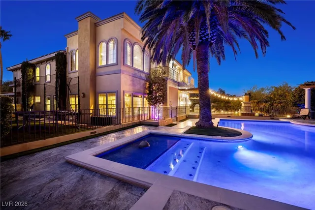 1920 Redbird Crest Ln, Las Vegas, NV 89134