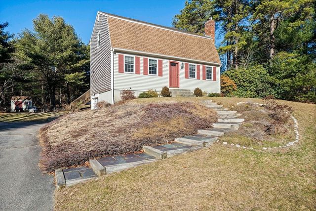 54 Justine Ave, Plymouth, MA 02360