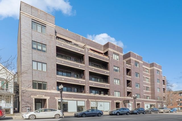 2242 W  Lawrence Ave  #203, Chicago, IL 60625