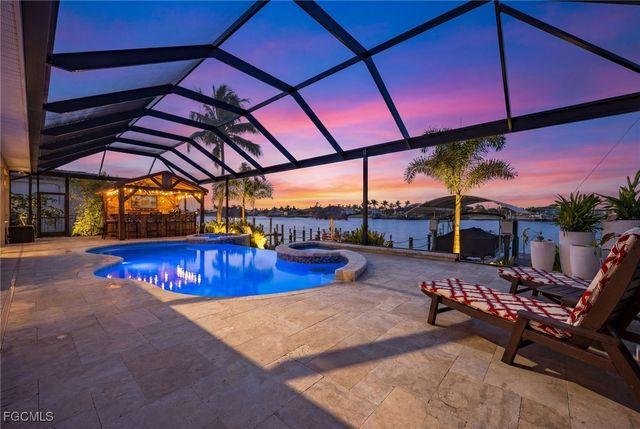 3102 NW 42nd Pl, Cape Coral, FL 33993