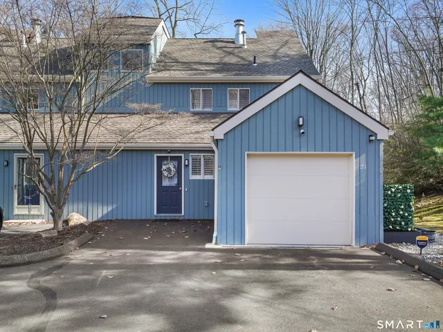 171 Sunwood Drive #171, Shelton, CT 06484