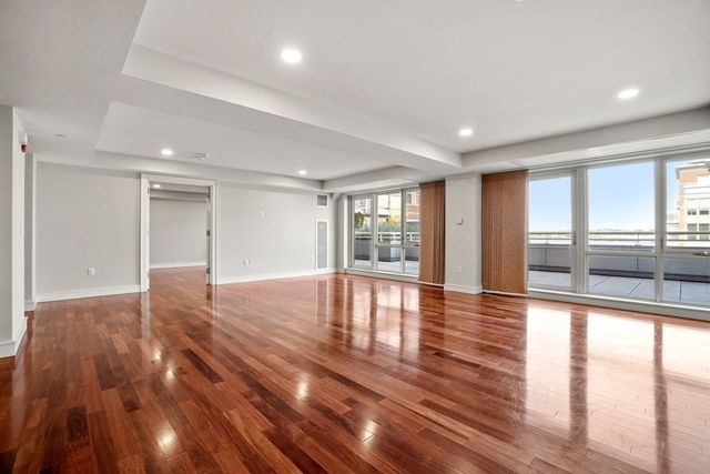 2 1/2 Battery Wharf #2304, Boston, MA 02109