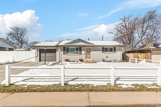 1661 S Carr Street, Lakewood, CO 80232