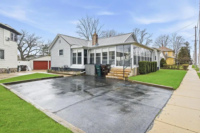 207 Maple STREET, Palmyra, WI 53156