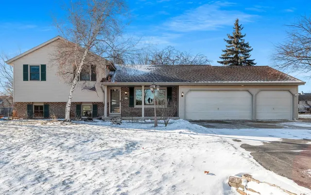 N349 Fieldside Ln, Appleton, WI 54915
