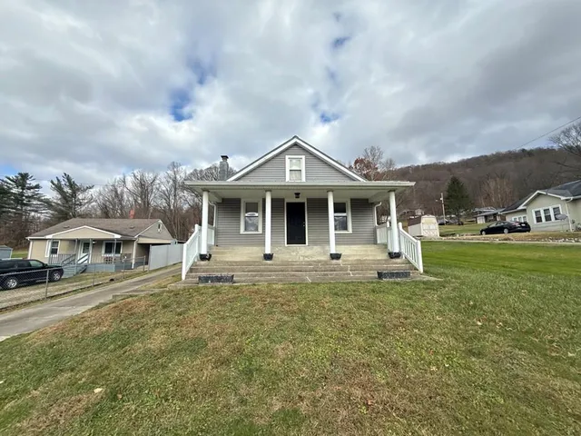 1245 Hogan St, Portsmouth, OH 45662
