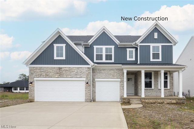 10714 Bakers Creek Ln, Columbia Station, OH 44028