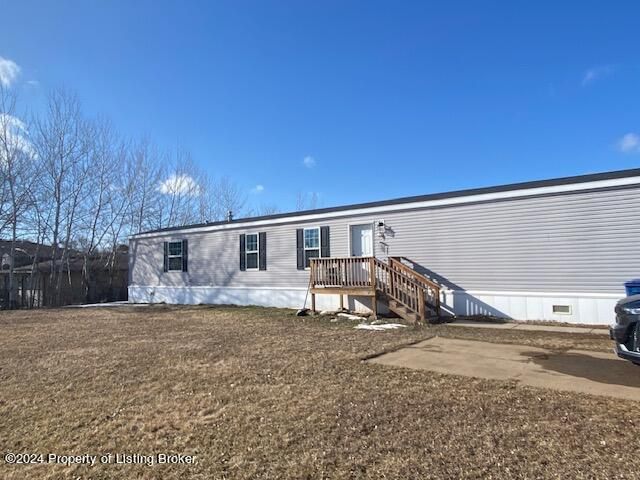 932 Southview Ave, Dickinson, ND 58601
