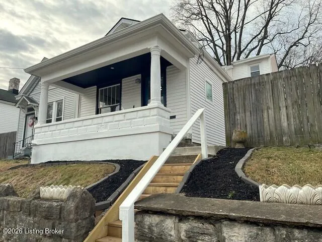 1004 Ash St, Louisville, KY 40217