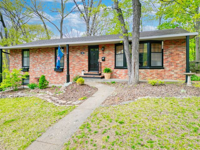 1605 Stanford Dr, Columbia, MO 65203