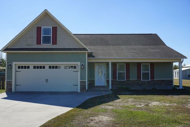 311 Spring Maple Way, Richlands, NC 28574