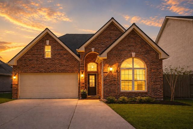 1610 Du Barry Ln, Houston, TX 77018