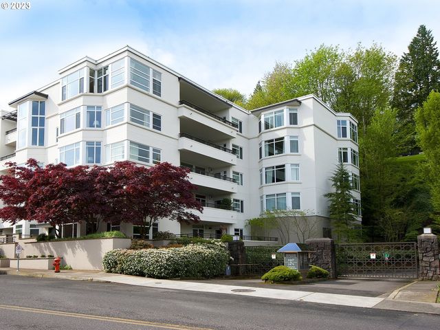 2445 NW Westover Rd #411, Portland, OR 97210
