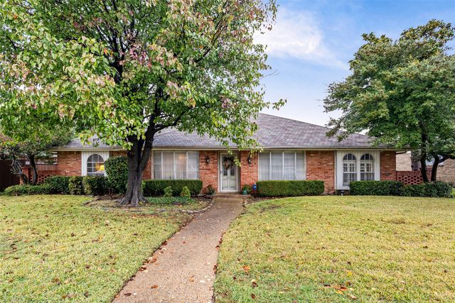 527 Tiffany Trl, Richardson, TX 75081