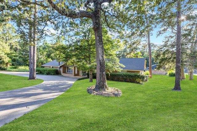 909 Linton Lanier Ln, Jasper, TX 75951